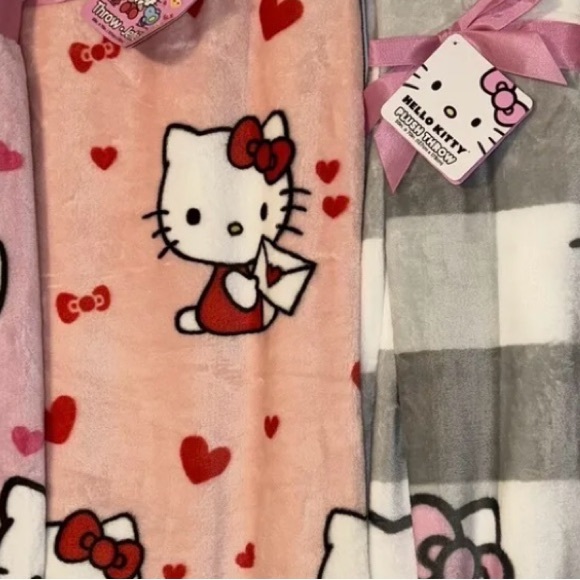I š©· U, Valentineās Mail, Checkered & Strawberry Plush Throw Blankets 50 x 70 - Picture 1 of 5
